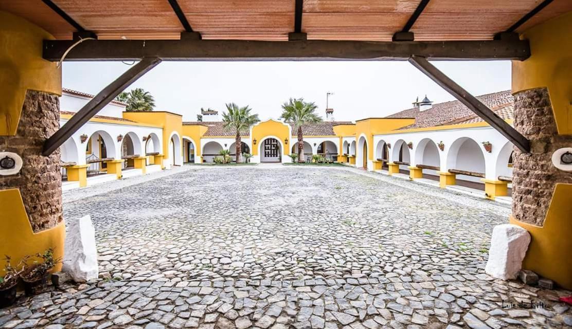 Herdade Da Diabroria - Agroturismo Distrito de Distrito de Beja Exterior foto